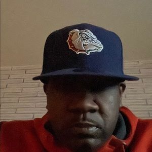 Meet your Posher, Larry